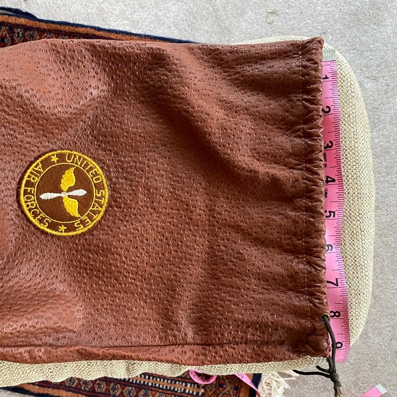 Unique vintage USAF (toy? Leather?) drawstring bag. - Picture 5 of 6